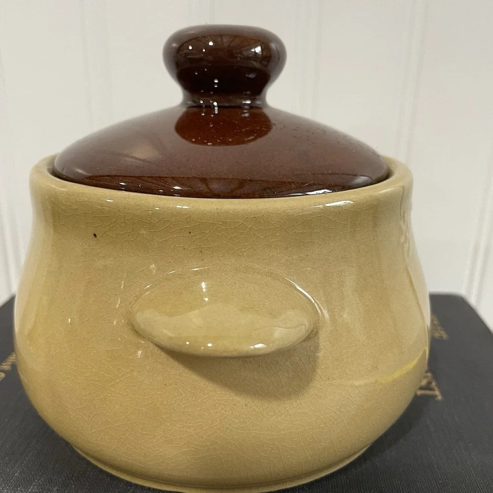Vintage Stoneware Fine Quality Soup Bowl w/lid Tomato Mushroom Farmhouse Kitchen